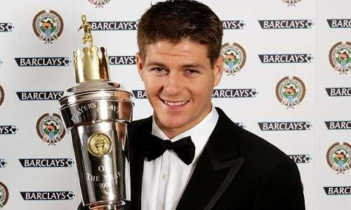 Một ngày sau khi cùng Liverpool có chiến thắng ngoạn mục trước West Ham để lên ngôi FA Cup, Gerrard đã được trao giải thưởng uy tín của Hiệp Hội Cầu thủ nước Anh