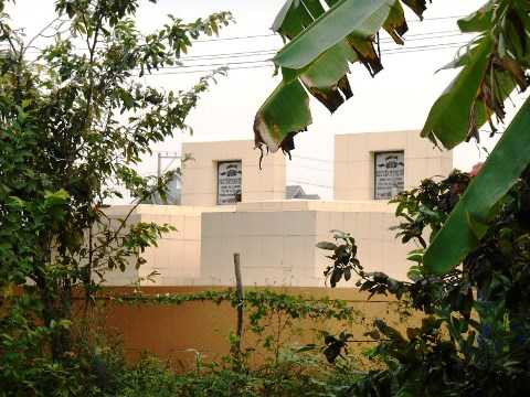 Hai ngôi mộ nạn nhân vụ án bưu điện Cầu Voi, Thủ Thừa, Long An