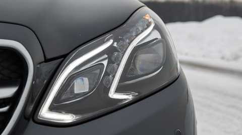 Những mẫu thiết kế đèn pha ấn tượng năm 2014