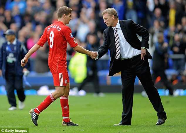 David Moyes đánh tiếng chào mới Steven Gerrard