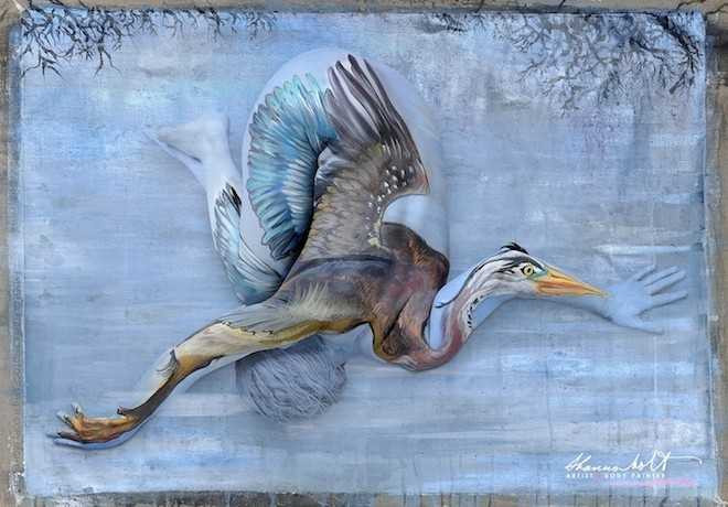 cô gái biệt tài vẽ tranh6