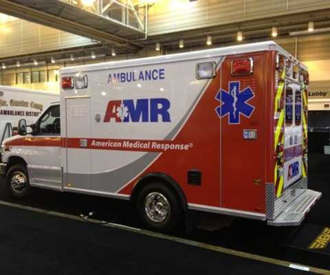 Xe tải cứu thương