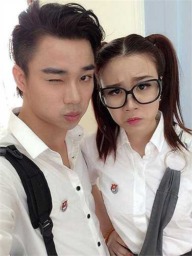 Hiện Hữu Công đang cùng ê-kíp thực hiện những clip trên kênh YouTube, thu hút được sự chú ý của khán giả trẻ. Không chỉ dừng lại là một diễn viên, Hữu Công còn muốn thử mình trong các vai trò đạo diễn, biên kịch và ca sĩ.