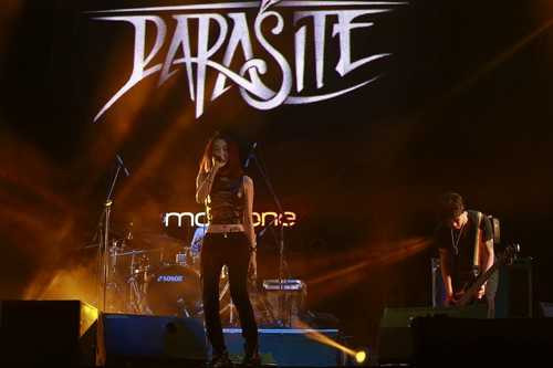 MobiFone RockStorm7 gần 10.000 khán giả Cần Thơ cháy hết mình