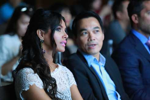  hoa khôi áo dài ivian