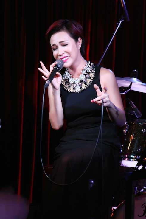 uyên linh thần tượng âm nhạc