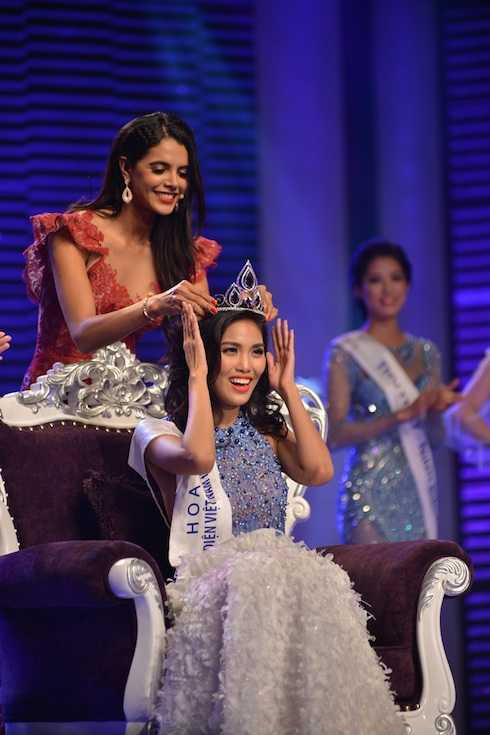 lan khuê đăng quang