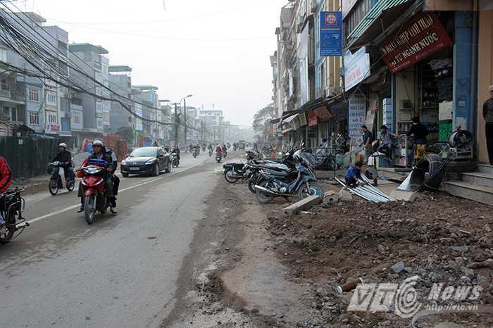 Ám ảnh con đường 'giời đày' giữa lòng Thủ đô