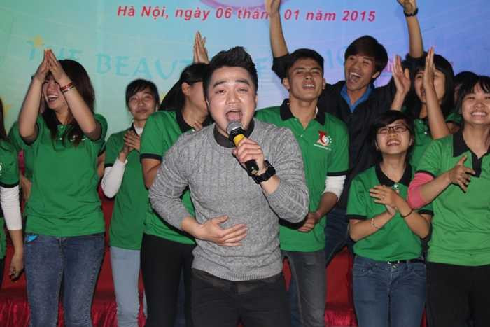 Ca sỹ Hồng Dương M4U