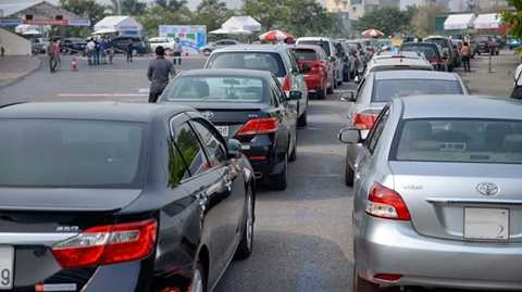 TP.HCM muốn tăng thuế và phí trước bạ đối với <a href='https://vtcnews.vn/oto-xe-may.31.0.html' >ô tô</a>