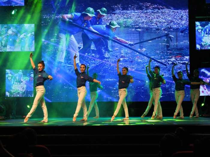 Hà Anh Tuấn, Đoan Trang cùng sinh viên Thủ đô đốt cháy đêm nhạc