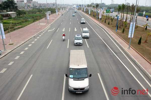 Ngang nhiên thách thức 'tử thần' trên Đại lộ Võ Nguyên Giáp