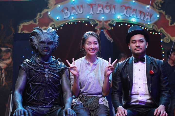 Phim hài với thể loại tình cảm - xuyên không mang tên Ngày nảy ngày nay, đã chính thức tung ra teaser trailer 30s kèm với hình ảnh poster nhân vật rạp xiếc.