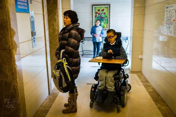 Thần đồng nhỏ tuổi giành HCV Toán quốc tế