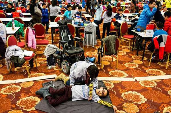 Thần đồng nhỏ tuổi giành HCV Toán quốc tế