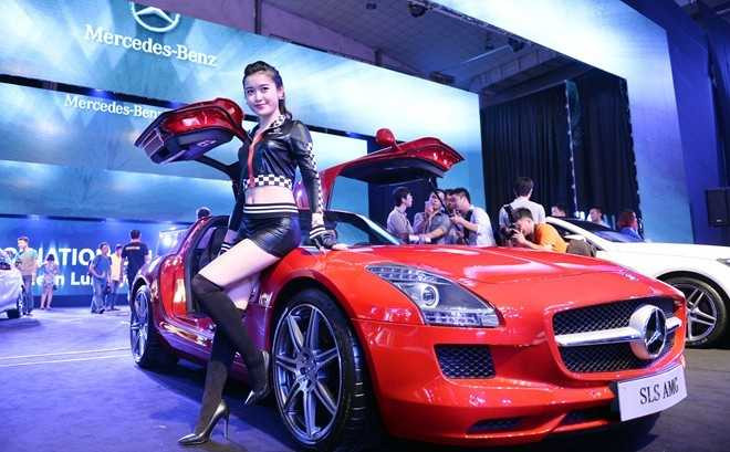 Mercedes-Benz SLS AMG