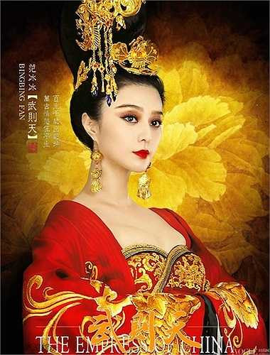 Đoàn làm phim Võ Tắc Thiên đã tiết lộ riêng trang phục của dàn mỹ nhân đã lên tới con số 3000 bộ. Đây là một con số đạt kỷ lục nhất từ trước đến nay của màn ảnh Trung Quốc.