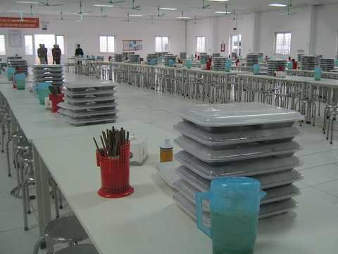 Ngộ độc tập thể ở Công ty NamSung Vina: Hàng trăm công nhân không dám ăn cơm