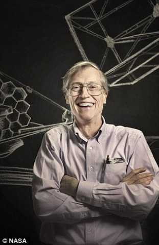 Tiến sĩ John Mather từ NASA tin tưởng họ sẽ tìm thấy hành tinh tương tự Trái đất trong 15 năm tới 