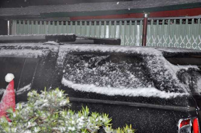 Hình ảnh tuyết rơi trắng trời Sa Pa