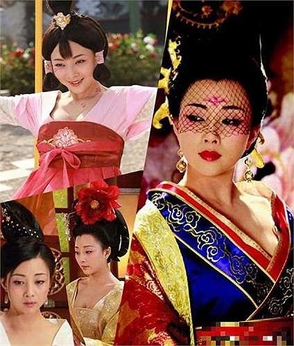 Ân Đào thủ vai Võ Tắc Thiên từ lúc còn là một Tài Nhân (14 tuổi) đến khi trở thành một Võ Hậu với nét đẹp diễm lệ, thông minh, nhưng vẫn ẩn chút lẳng lơ. Tạo hình nhân vật với mái tóc búi cao đơn giản, điểm thêm đóa hoa mẫu đơn trên đầu và cách trang điểm sát với thời Đường xưa là đôi môi đỏ rực chúm chím.