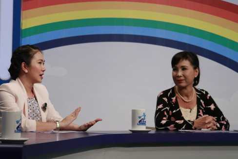 NSƯT Kim Xuân xúc động vì thương bé Rồng.