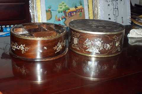 bảo vật, đồ cổ, Huế, nghệ nhân thêu tay, vua Khải Định