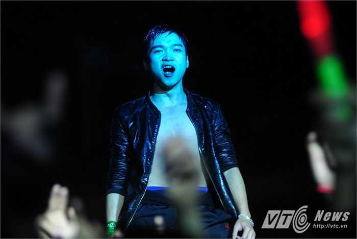 Trong khi khán giả trẻ lại có cách nghe rock khá táo bạo.