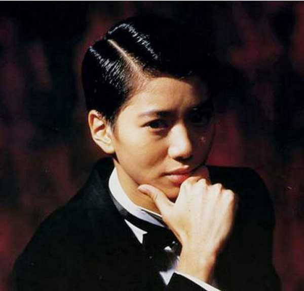 sao nữ cải trang4