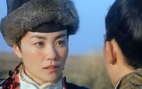 sao nữ cải trang3