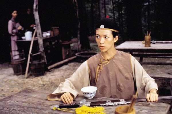 sao nữ cải trang1