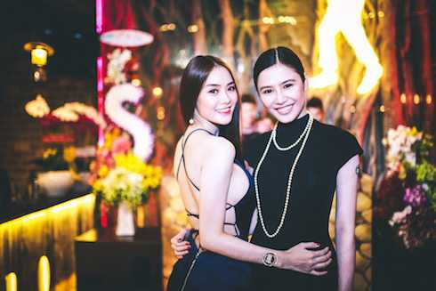 linh chi người mẫu