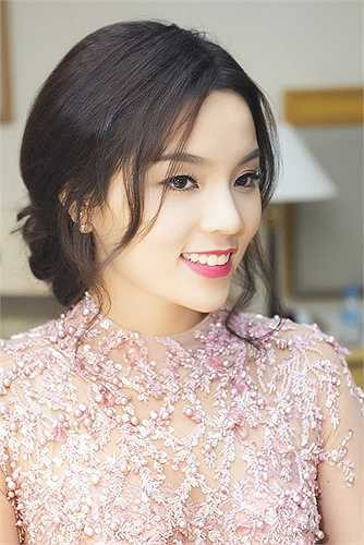 Trong một cuộc trò chuyện với báo giới, khi được hỏi có cân nhắc tới khả năng phẫu thuật thẩm mỹ, Kỳ Duyên đã hỏi lại phóng viên rằng:'Chị có nghĩ rằng Duyên cần phải phẫu thuật thẩm mỹ?'.