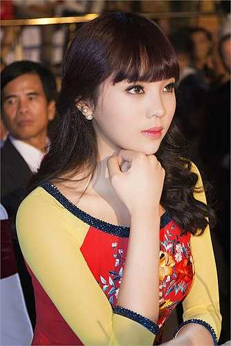 Dù chỉ sau một thời gian ngắn nhưng Kỳ Duyên trông trẻ trung, xinh tươi hơn rất nhiều so với thời điểm đăng quang ngôi vị Hoa hậu.