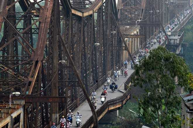 Cầu Long Biên có nguy cơ sập vì giàn thép yếu