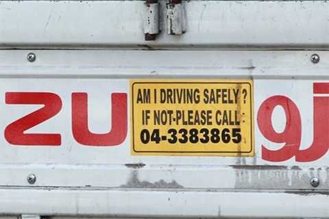 Tấm biển đặc biệt trên ôtô ở Dubai.