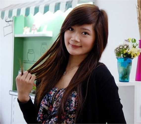 Bích Phương đến với Karate từ năm 2005, cô từng đem lại vinh quang cho thể thao Việt khi là người duy nhất đạt HCV tại ASIAD 16 năm 2010 tại Quảng Châu, Trung Quốc.