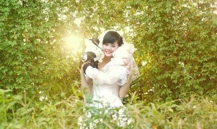 My Nguyễn chia sẻ đã học Pencak silat được 5 năm. Ngoài ra, 9x cũng khẳng định con gái học võ không hề khô khan hay thiếu mềm mại, dịu dàng như mọi người thường nghĩ đâu nhé.