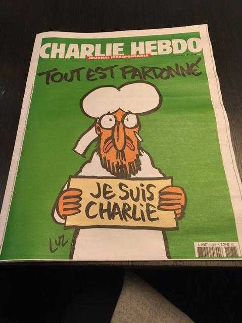 Trang bìa tạp chí Charlie Hebdo số ra ngày 14/01