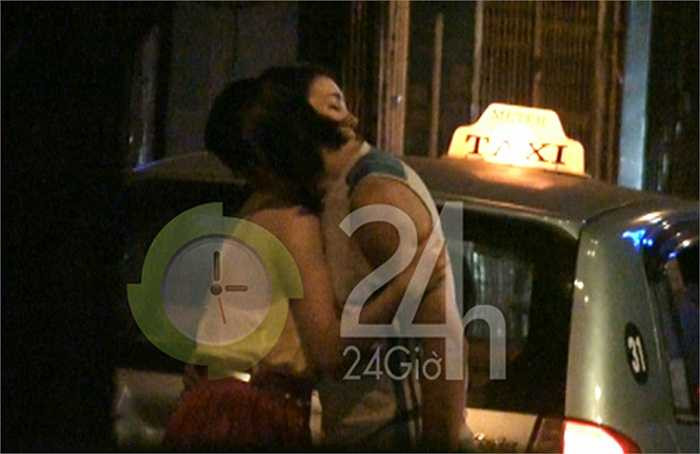 Trong khoảng gần 2 năm chung sống, Quách Ngọc Ngoan đã nhiều lần khiến Lê Phương phải bẽ bàng. Lần đầu tiên là chỉ vài tháng sau đám cưới, Quách Ngọc Ngoan bị bắt gặp là ôm một cô gái lạ sau khi trình diễn trong liveshow của Bước nhảy hoàn vũ. Khi sự việc bị vỡ lở, Quách Ngọc Ngoan nói, đó chỉ là một người bạn của anh.