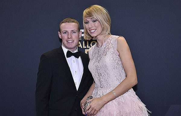 Nữ cầu thủ 25 tuổi nổi tiếng sau pha bắt vôlê ghi bàn đẹp mắt trong trận đấu giữa Peamount United của cô gặp Wexford Yount tháng 10/2013. 