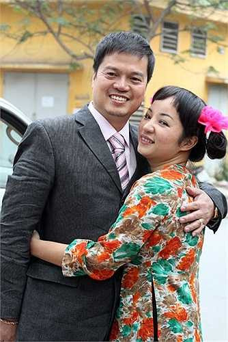 Danh hài Thúy Nga - chồng cũ ôm 7 tỷ chạy trốn ngay sau đám cưới: Tháng 10/2010, lễ cưới của danh hài Thúy Nga và Nguyễn Văn Nam được tổ chức tại trung tâm hội nghị White Palace, TP.HCM thu hút sự quan tâm của đông đảo người hâm mộ. Khách mời đến tham dự rất đông, hầu hết là ngôi sao ở các lĩnh vực kịch, thời trang, điện ảnh, âm nhạc...