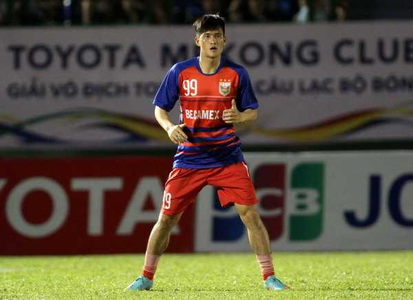 Công Vinh chưa đóng góp gì cho B.Bình Dương