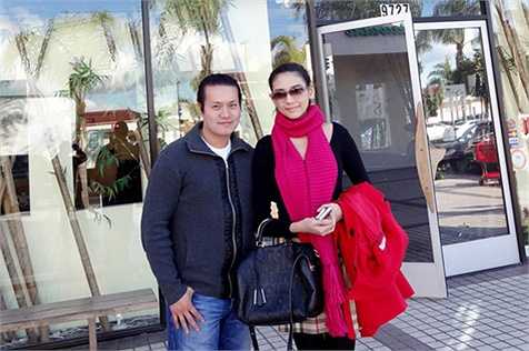 Theo Minh Chánh chia sẻ, họ có quãng thời gian hơn một năm yêu nhau, thời gian đó, anh chu cấp khá nhiều tiền cho siêu mẫu, đầu tư dự án âm nhạc và mua sắm nhiều đồ hiệu cho chân dài