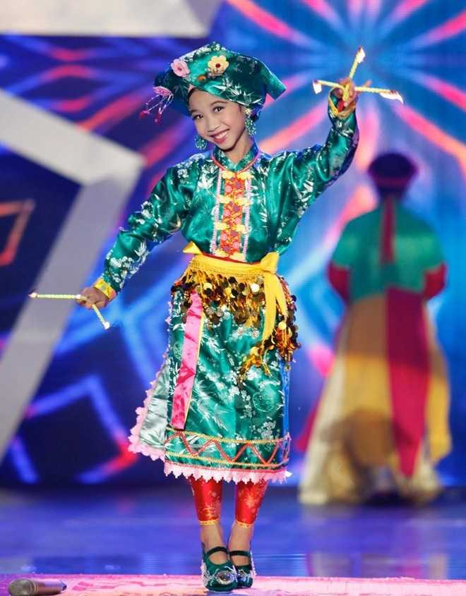 Cảnh đời khốn khó của các giọng ca nhí Việt