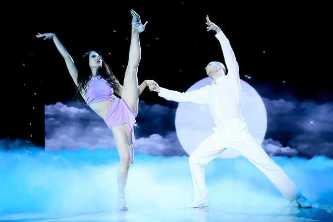 Diệp Lâm Anh trên sân khấu Bước nhảy hoàn vũ.