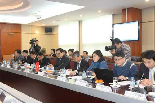 Đại biểu Bộ Thông tin và Truyền thông Việt Nam tham gia phiên đối thoại