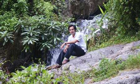 PGS Từ Trung Kiên.