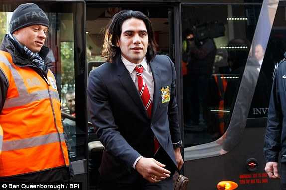 Falcao cứu vãn cơ hội ở Man Utd