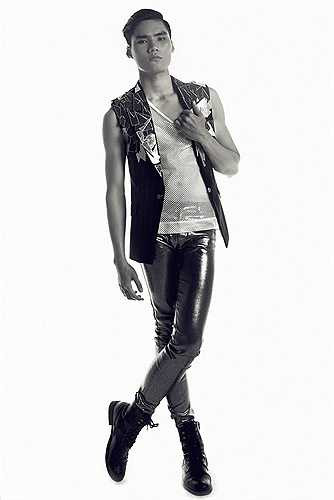 Sở hữu chiều cao ấn tượng cùng gương mặt góc cạnh nam tính đầy cuốn hút. Quang Hùng là một trong những thí sinh đáng gờm của top 5 Vietnam's Next Top Model.